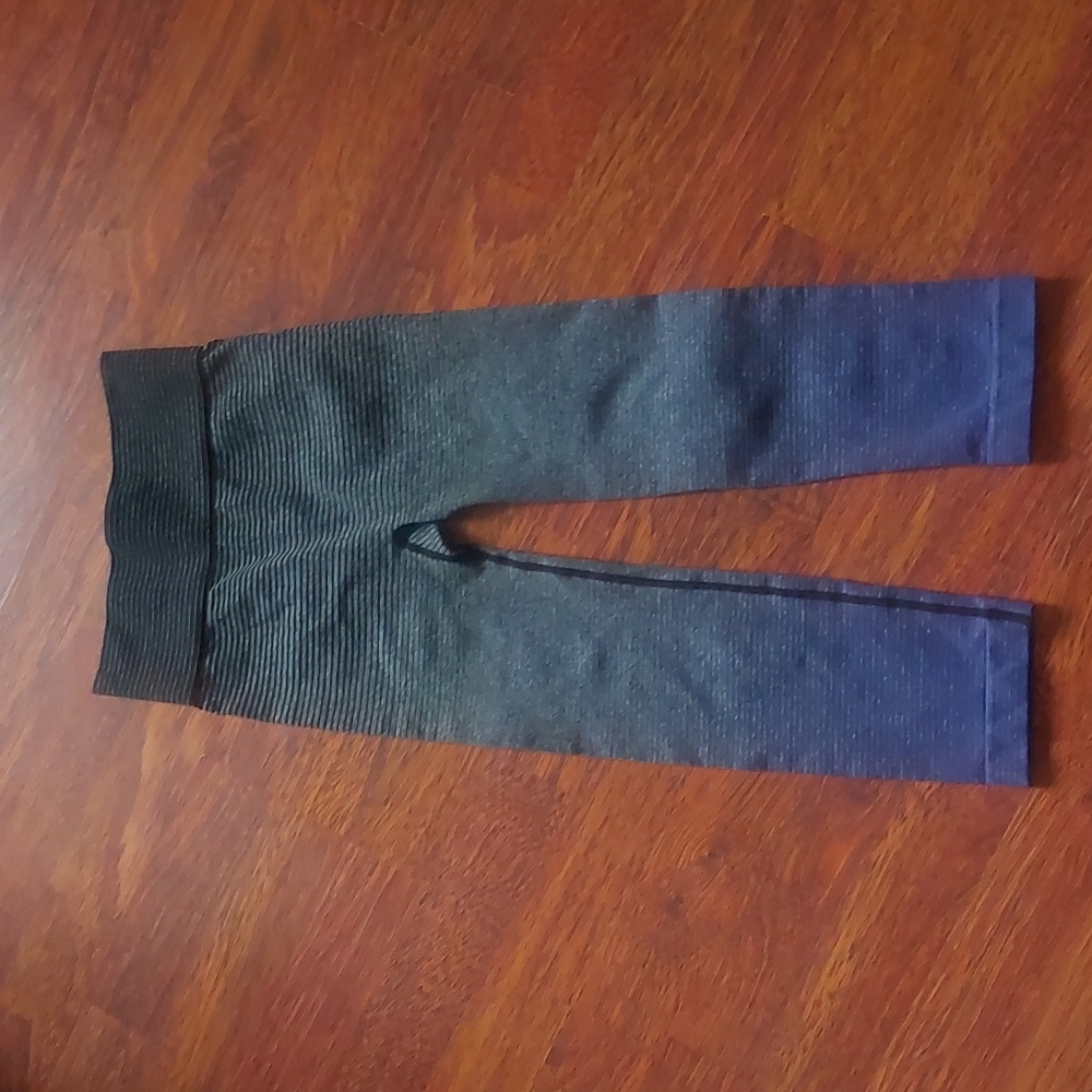 Capri‎ leggings